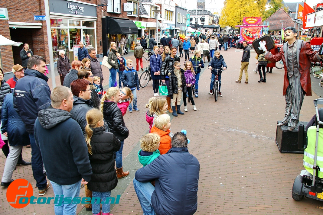 Reparatiebeurs, levende standbeelden en veel kindervermaak 24 oktober ...